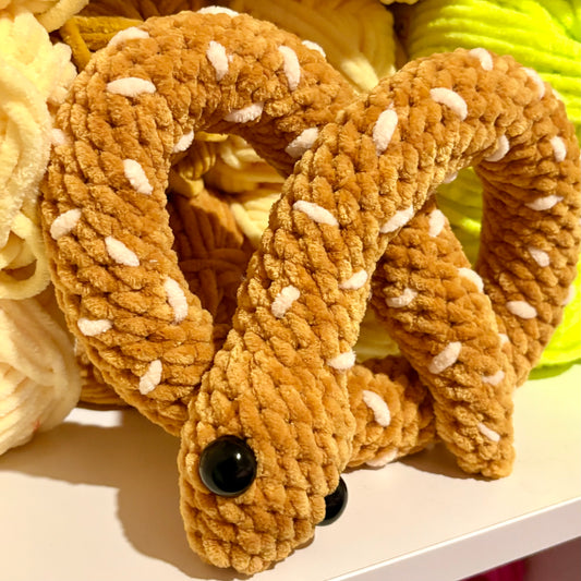 Pretzel Snake